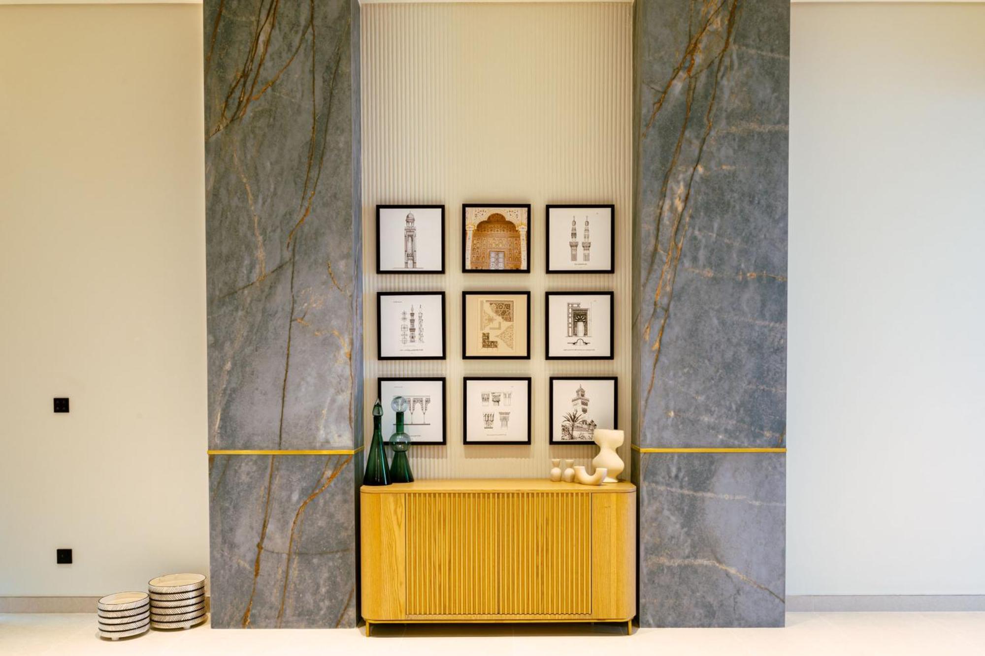 โรงแรมอัจมาน ภายนอก รูปภาพ Interior of the house